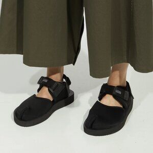 Suicoke Black BITA-V Sandals